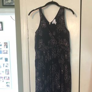 Maternity dress. Blue with pink flowers.